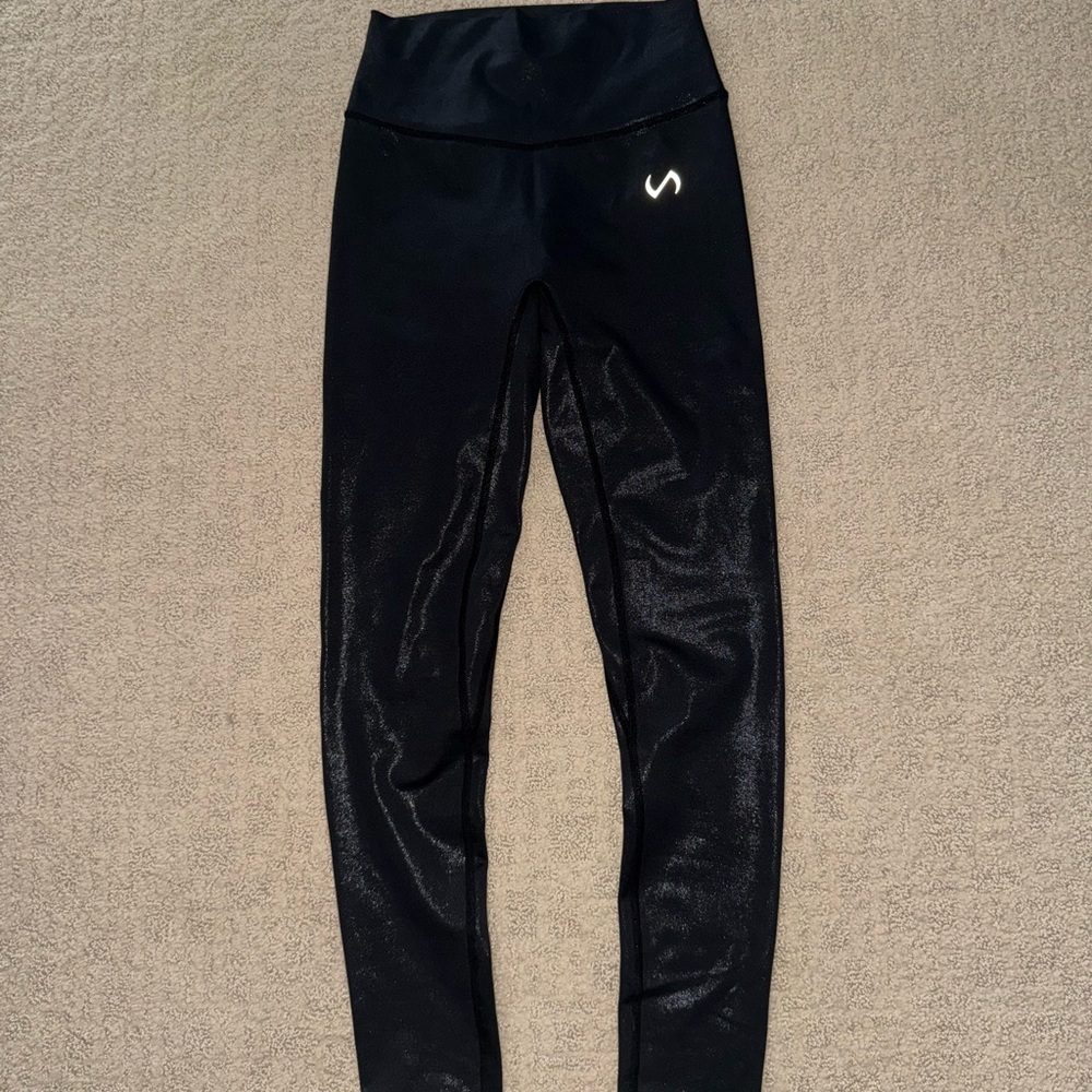TLF Sleek Black Leggings with Reflective Detail